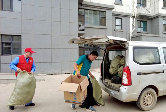 2--��˾��չ�����ػ� ����顱���ؾ�����Ը�����˶�.jpg