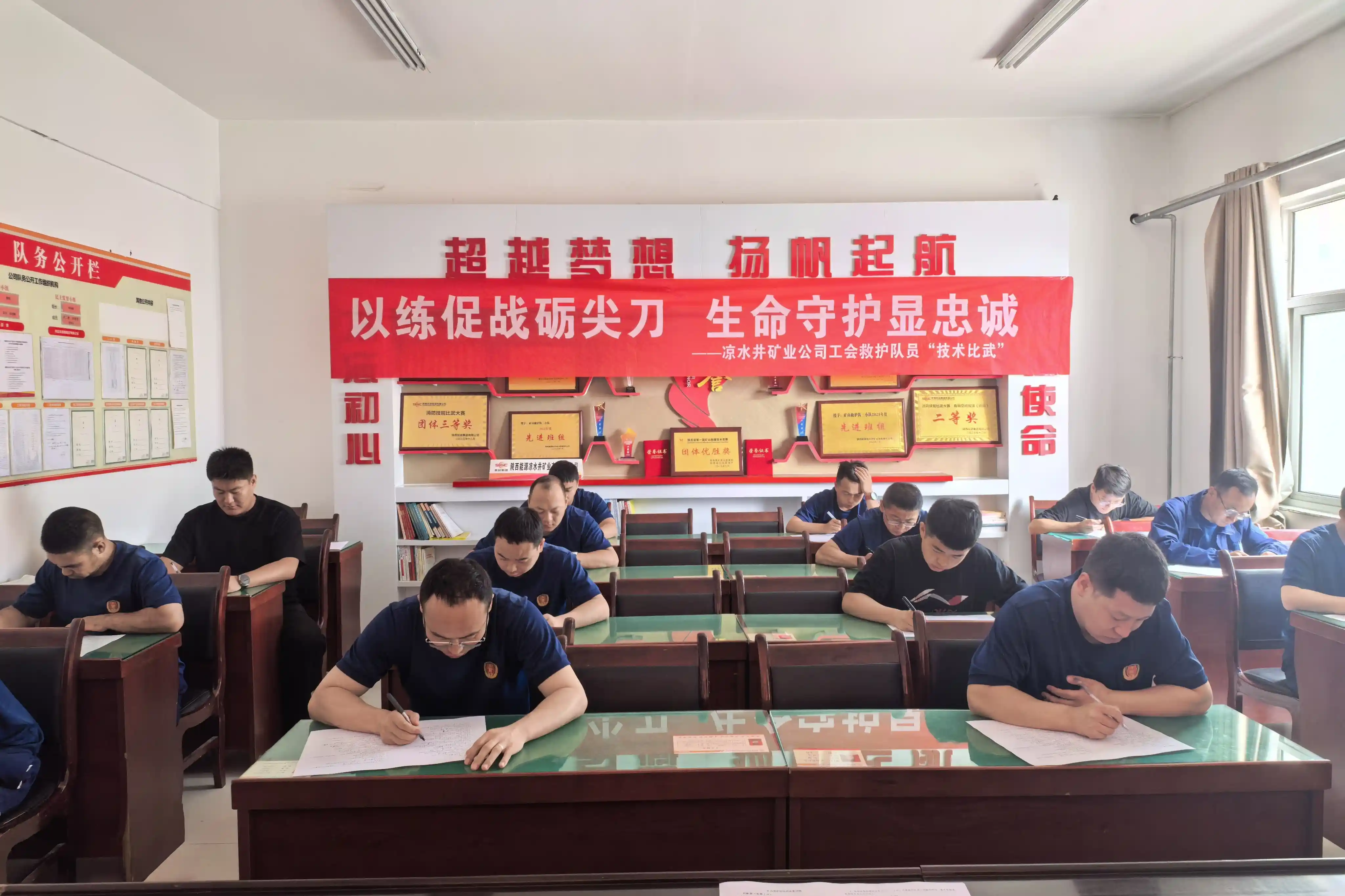 pg�ͽ�Ů��-(�ٷ���)�й���վ