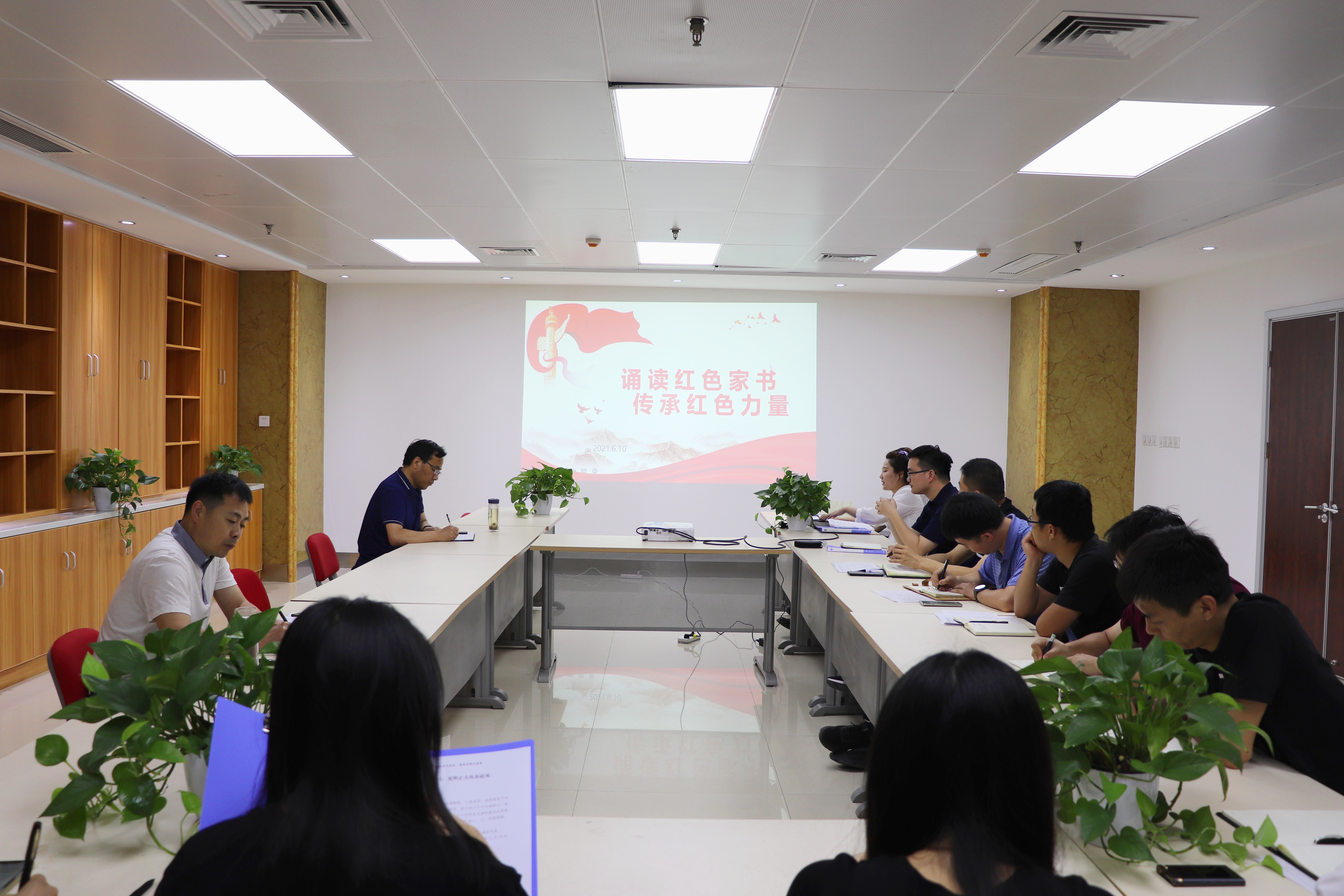 pg�ͽ�Ů��-(�ٷ���)�й���վ