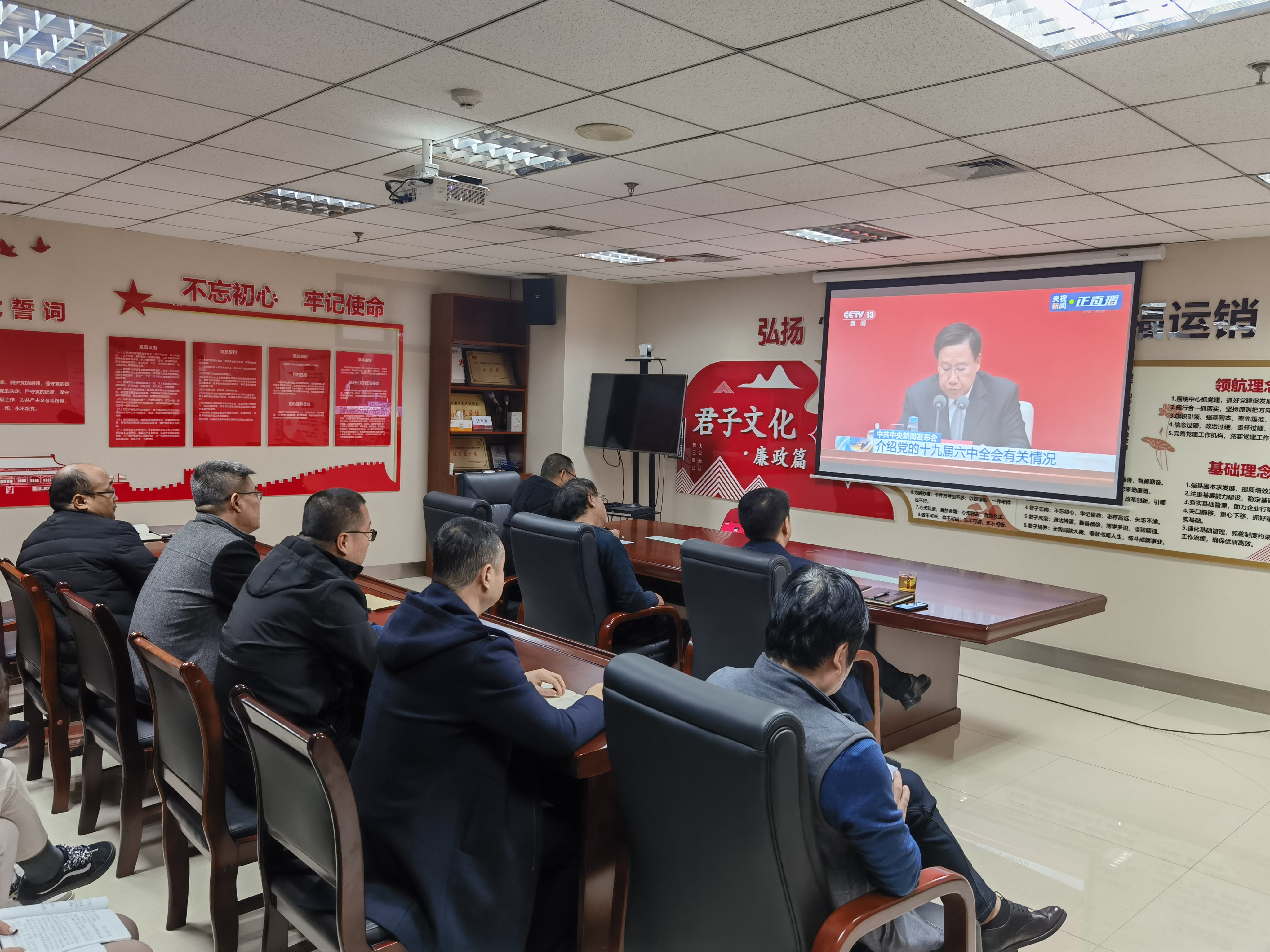 pg�ͽ�Ů��-(�ٷ���)�й���վ