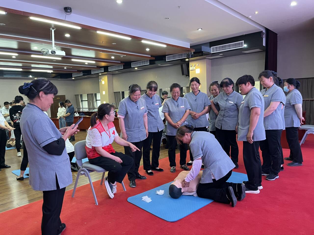 pg�ͽ�Ů��-(�ٷ���)�й���վ