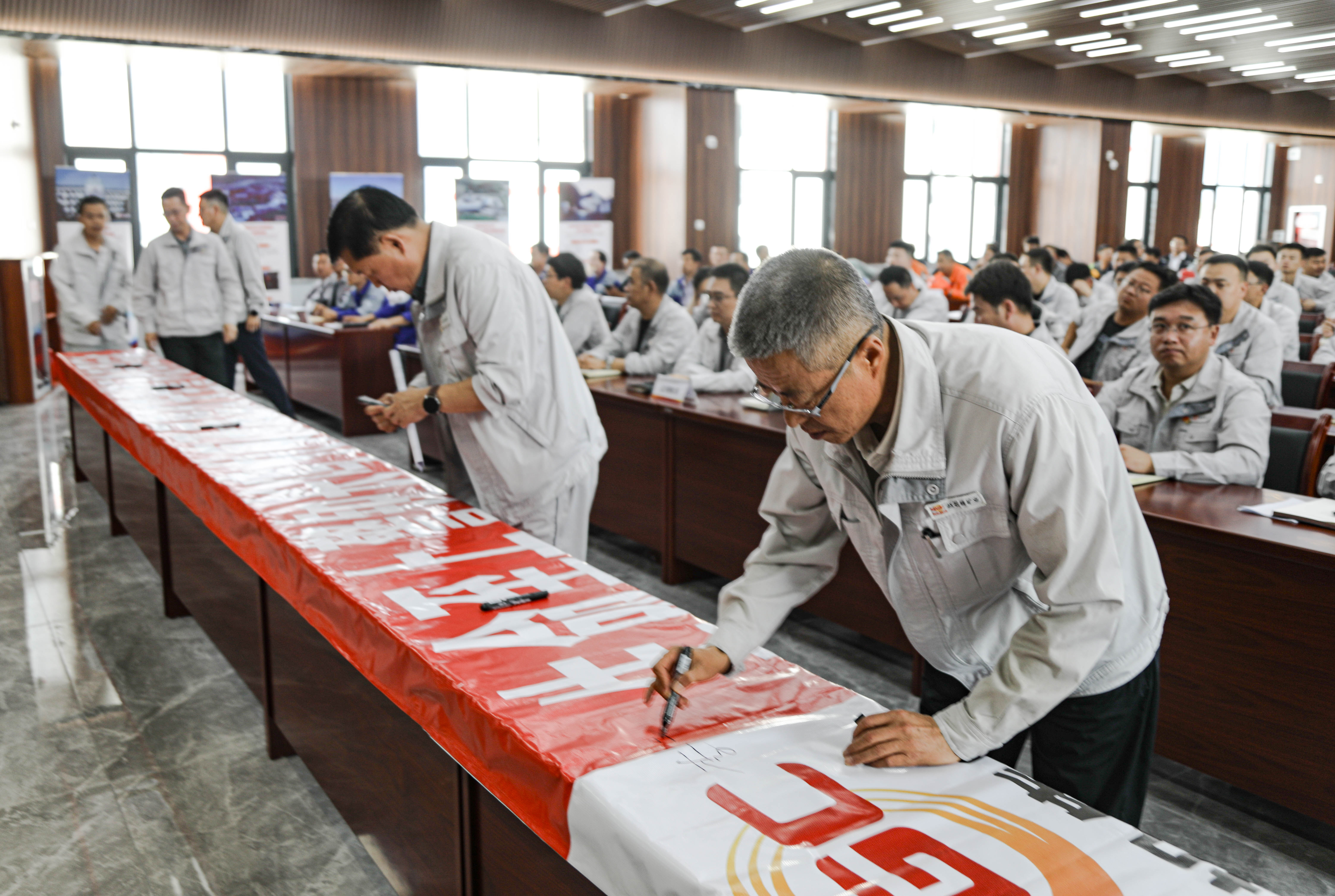 pg�ͽ�Ů��-(�ٷ���)�й���վ