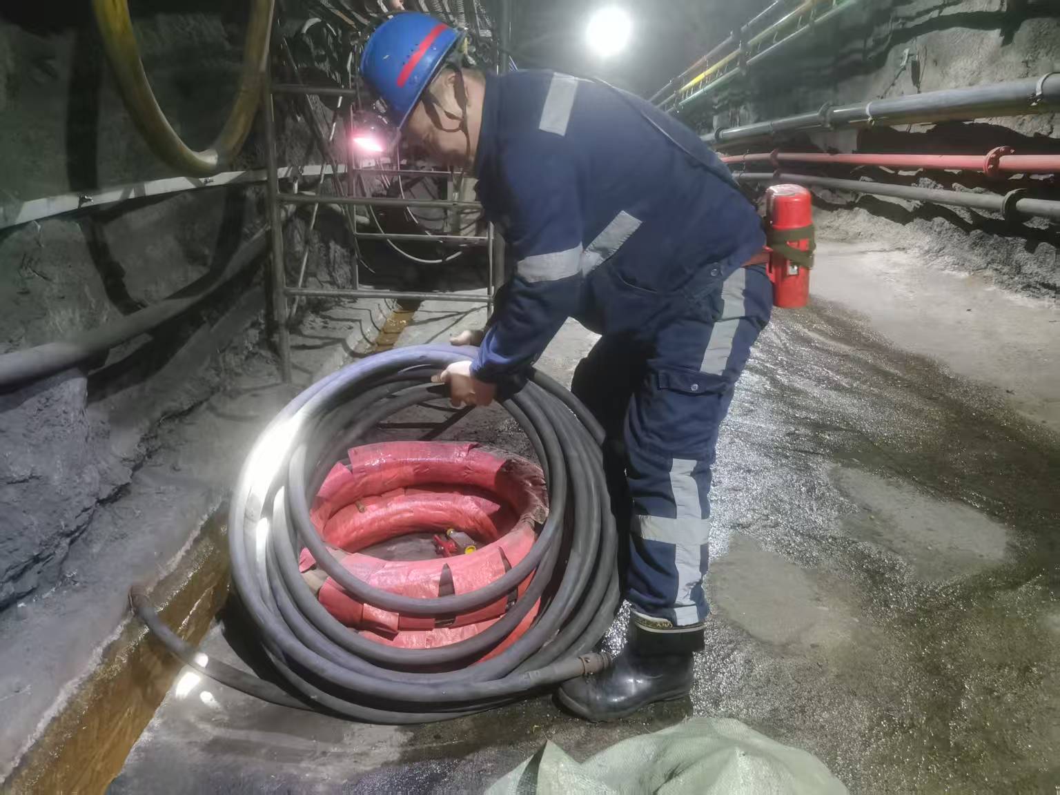 pg�ͽ�Ů��-(�ٷ���)�й���վ